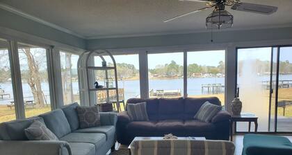 Cozy Home with Private Boat Landing