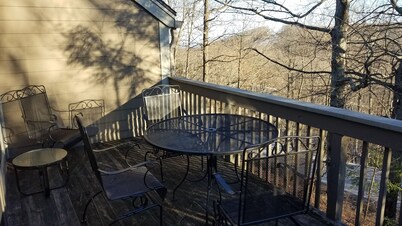 RARO 3B / 2B Mountain Top Condo Walk a las laderas y restaurantes! Vistas de la pendiente!