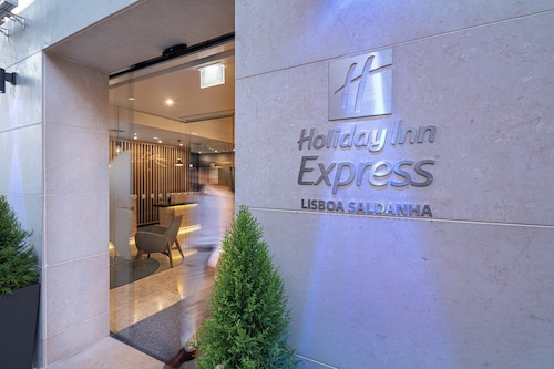 Holiday Inn Express Lisbon - Plaza Saldanha by IHG