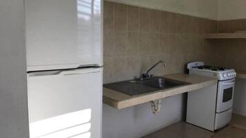 Basic Apartment, Non Smoking, Courtyard View | Private kitchen | Full-sized fridge, microwave, oven, stovetop