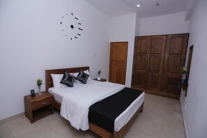 In-room safe, blackout curtains, soundproofing, iron/ironing board