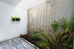 Shjmily House (Foxury) | Terrace/patio - Shjmily House (Da Nang)