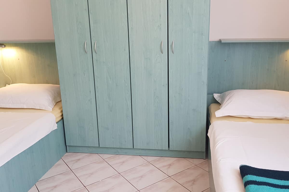 Soundproofing, iron/ironing board, free WiFi, bed sheets