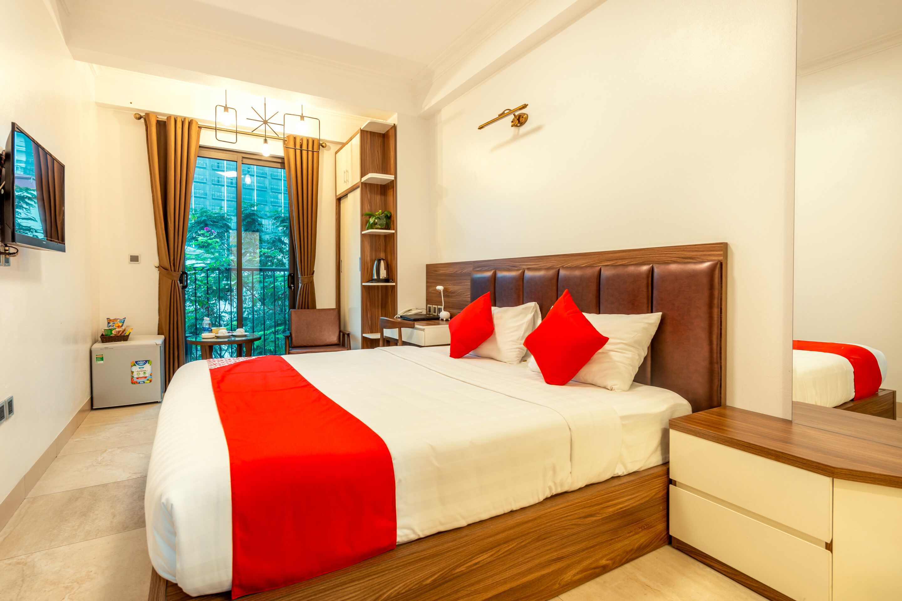 panoramic double room single use | 1 bedroom, select comfort beds, free minibar items, soundproofing