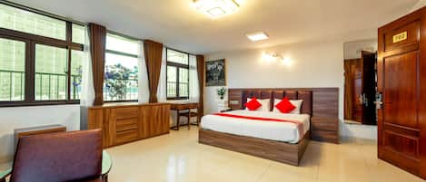 Select Comfort beds, free minibar items, soundproofing, free WiFi