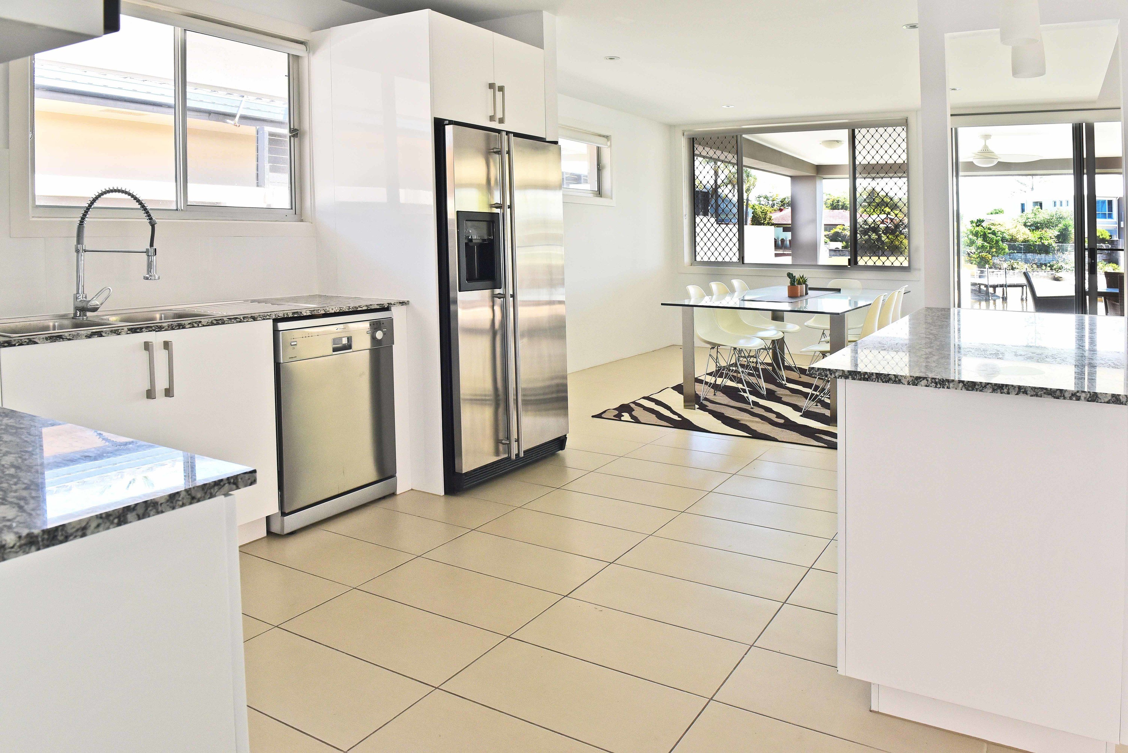 Exclusive House, Berbilang Katil, Accessible, Canal View | Dapur peribadi | Peti sejuk, ketuhar gelombang mikro, ketuhar, dapur 