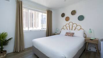 Exclusive Apartment, 2 Bedrooms, Non Smoking, Beach View | 2 bedrooms, premium bedding, in-room safe, iron/ironing board