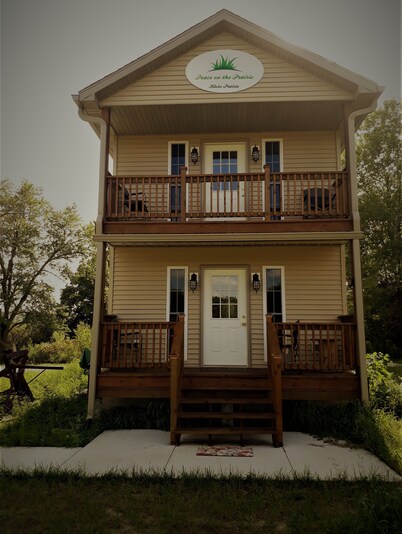 Peace on the Prairie Too (Tiny House) -Pet Friendly.  No pet fee or cleaning fee