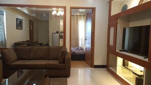 Apartamento Premier, 1 habitación, no fumadores, vistas a la ciudad | Zona de estar