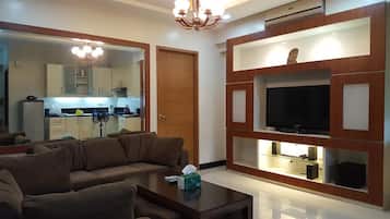 Condo Premier, 1 phòng ngủ, không hút thuốc, quang cảnh thành phố | Khu phòng khách