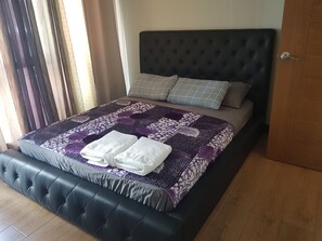 Bloc d'apartaments Premier, 1 dormitori, no fumadors, vistes a la ciutat | 1 dormitori, roba de llit d'alta qualitat i mobiliari individual 