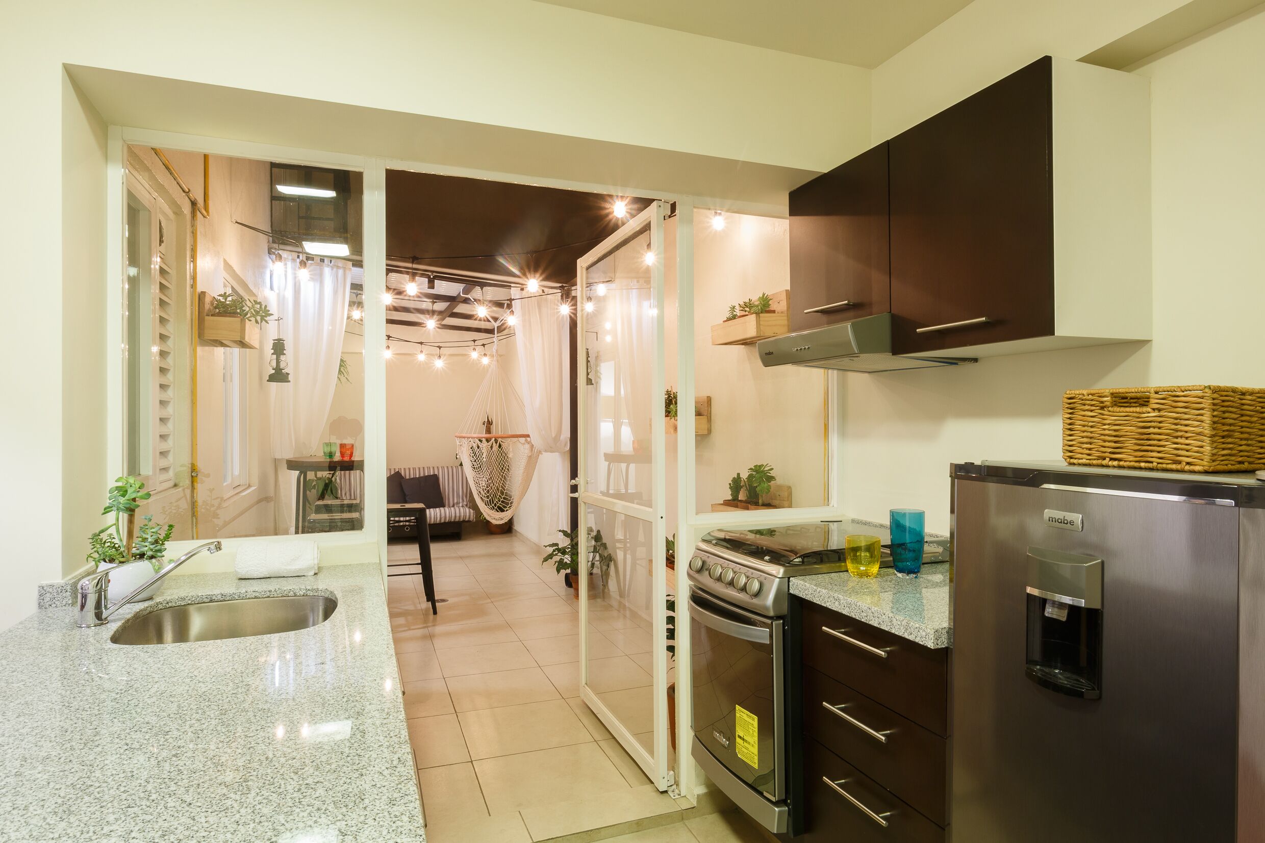 Fridge, microwave, oven, coffee/tea maker