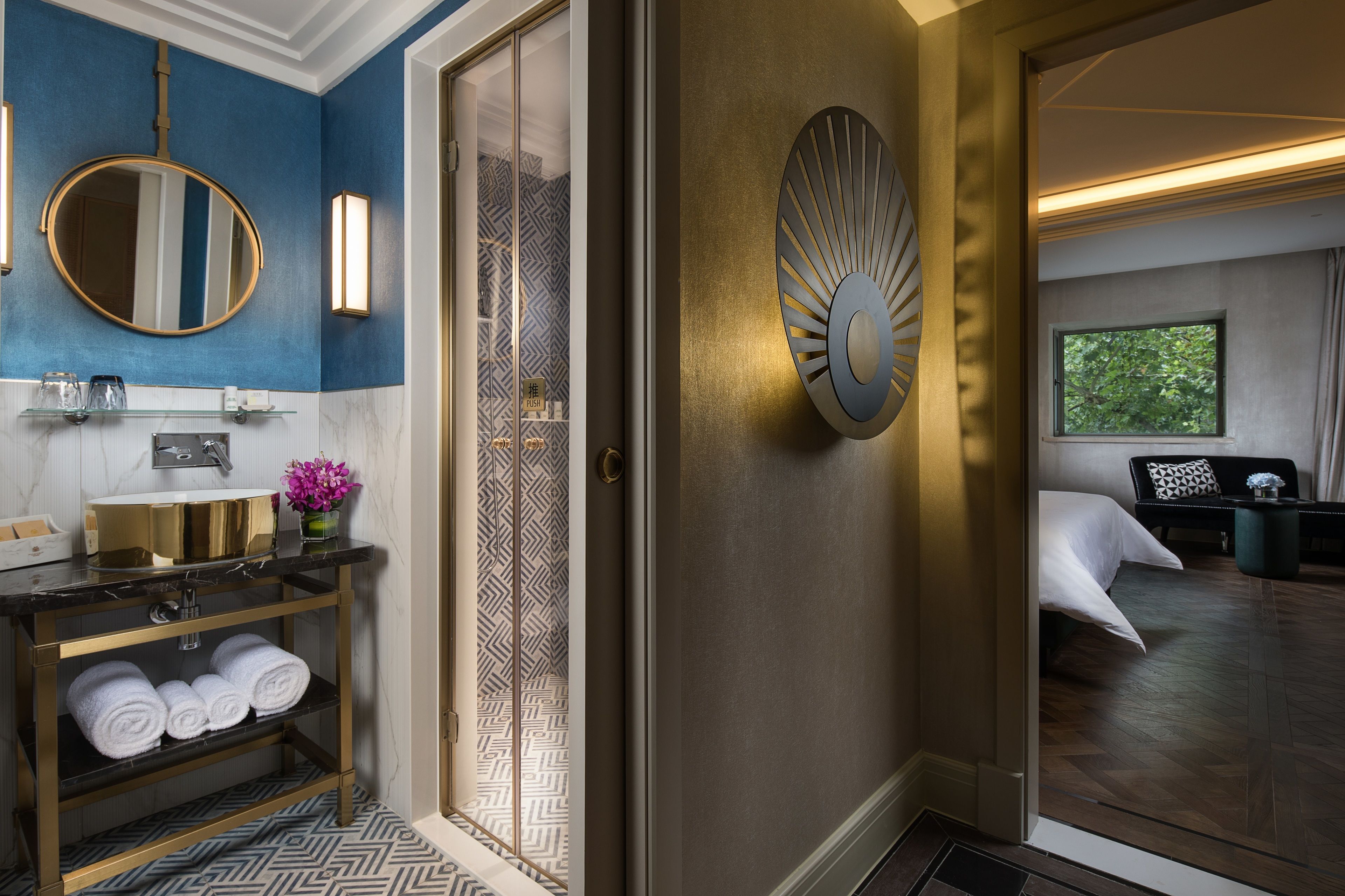 city view classic king room | bathroom | shower, hair dryer, slippers, towels