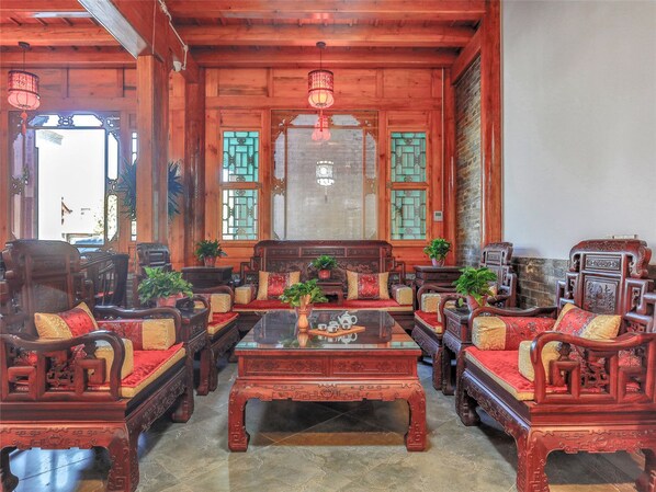 Kawasan tempat duduk lobi