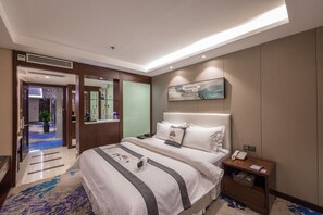 Double Room (Super Sassy)