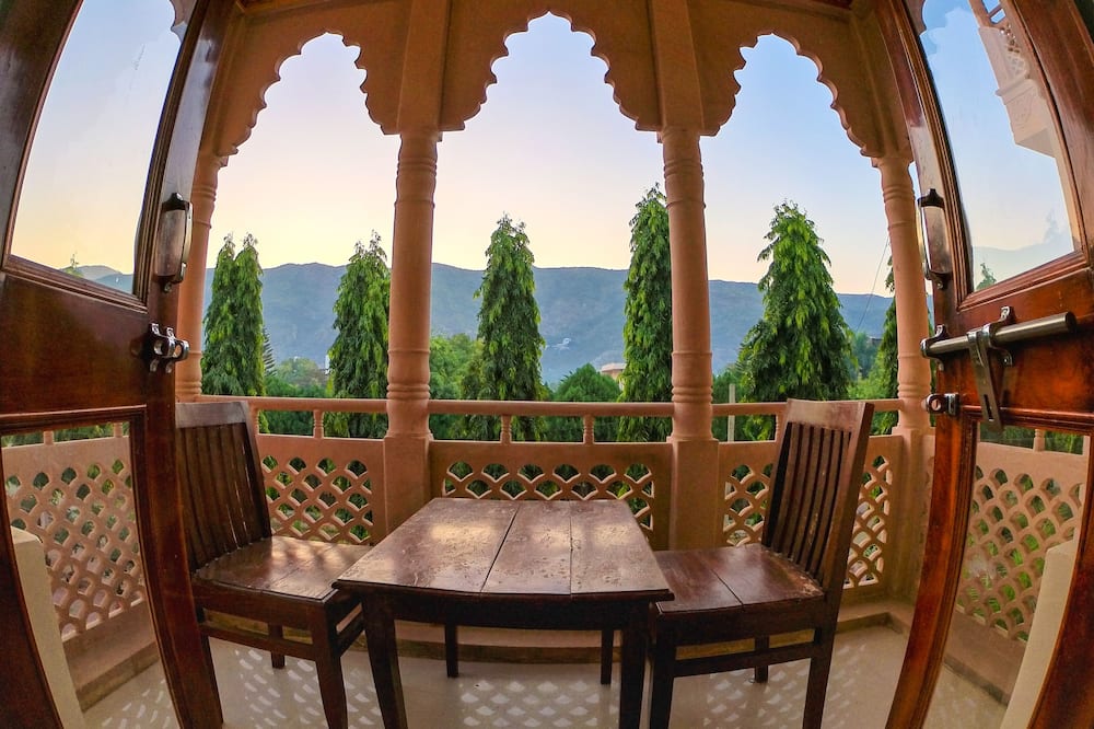 Hotel Pushkar Legacy