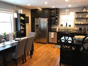 Dining - Immaculate home, perfect for 1 or 2 couples, close to Sleeping Bear Dunes.  (Empire)
