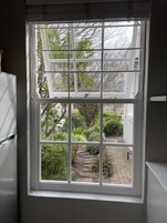 Casa familiar, 2 habitaciones, no fumadores | Vistas al jardín