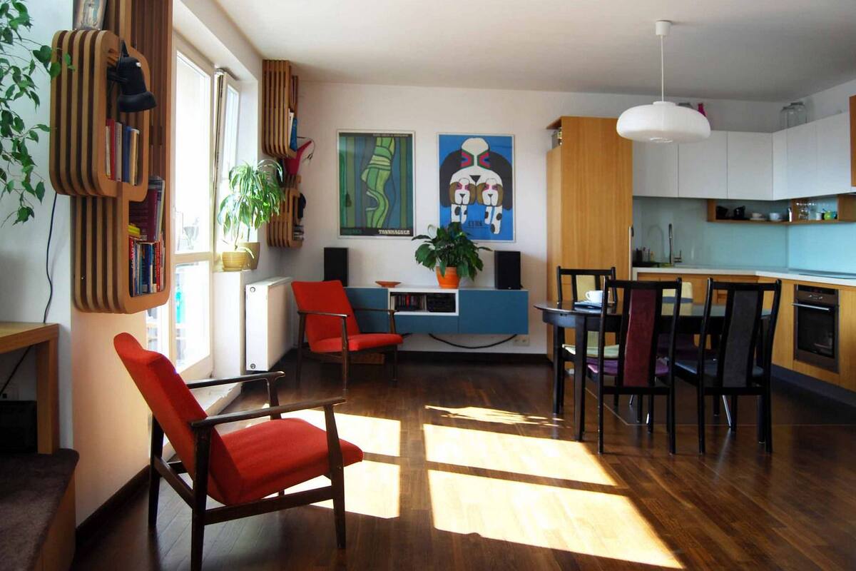 Appartement (3) | Een strijkplank/strijkijzer, babybedden (toeslag)