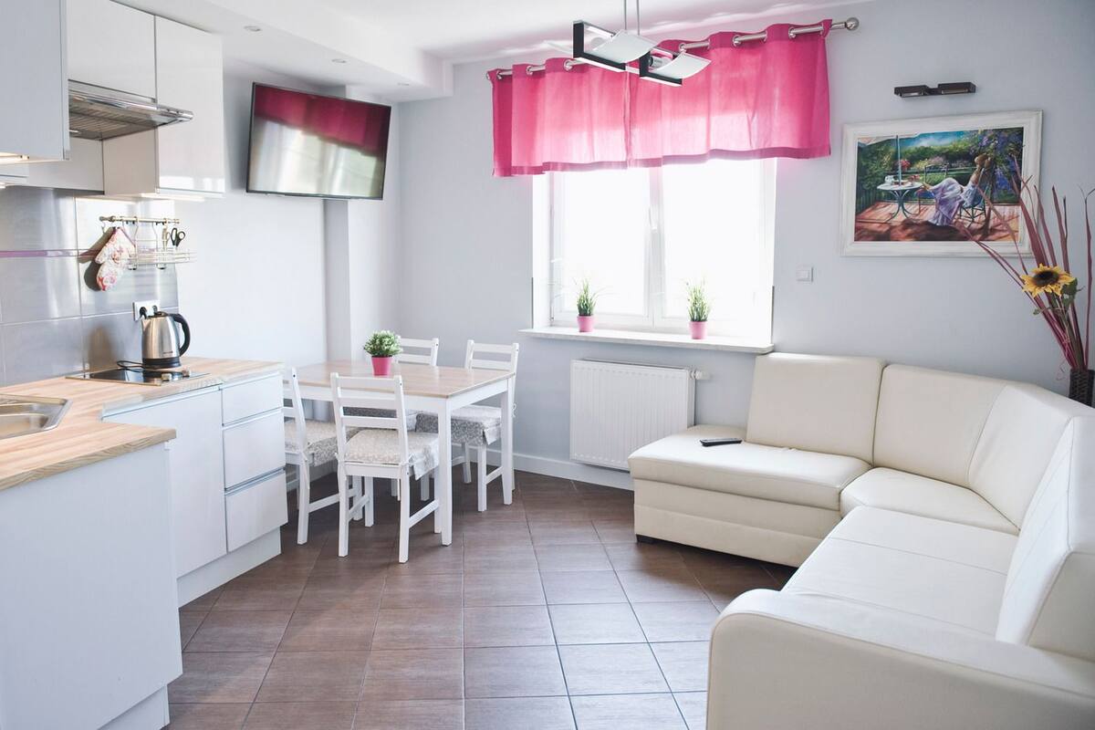 Appartement (4) | 1 chambre, décoration personnalisée, fer et planche à repasser