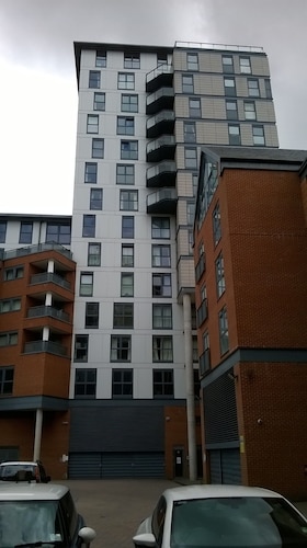 Toothbrush Apartments - Ipswich Waterfront - Regatta Quay
