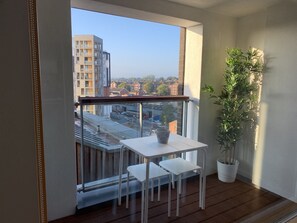 Luxury Apartment, 2 Double Beds, Non Smoking | Balcony view - Toothbrush Apartments - Ipswich Quayside (Ipswich)