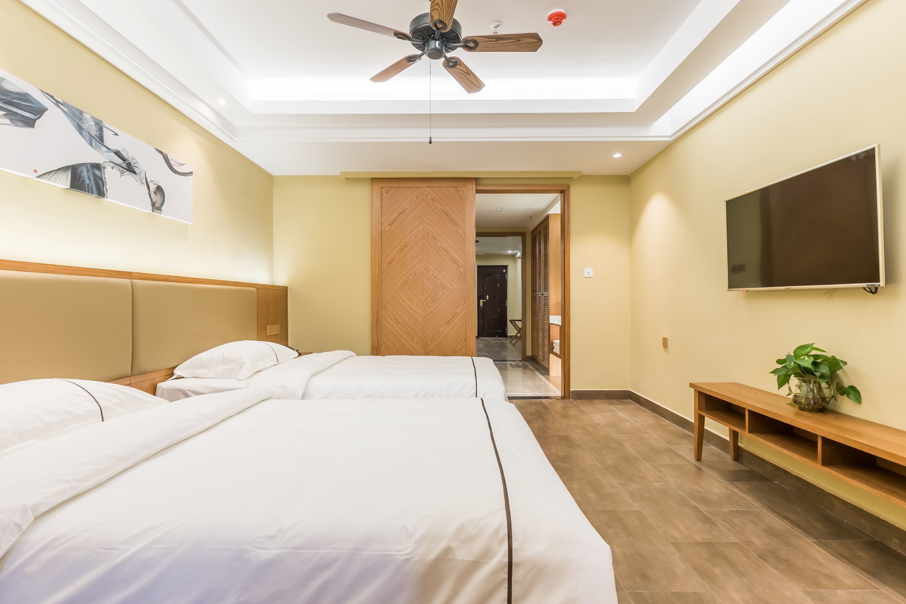 signature suite, sea view | in-room safe, desk, blackout curtains, iron/ironing board