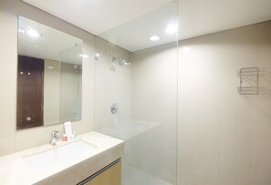 Zimmer | Badezimmer | Dusche, Handtücher