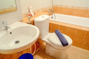 Kamar | Kamar mandi | Perlengkapan mandi gratis dan handuk