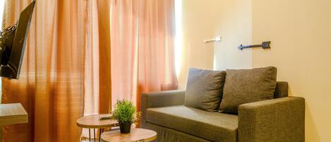 ห้องพัก | ห้องนั่งเล่น | ทีวี