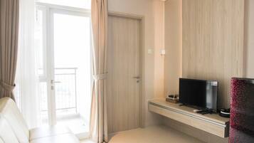 Room | Living room | TV