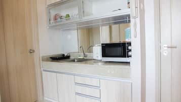 Zimmer | Eigene Kochnische | Kühlschrank, Mikrowelle, Herdplatte, Reiskocher