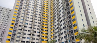 Modern and Comfortable Studio Apartment Springlake Summarecon near Summarecon