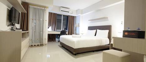 Rom | Skrivebord, wi-fi (inkludert) og sengetøy