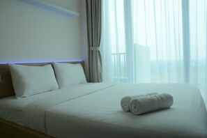 Bureau, Wi-Fi gratuit, draps fournis