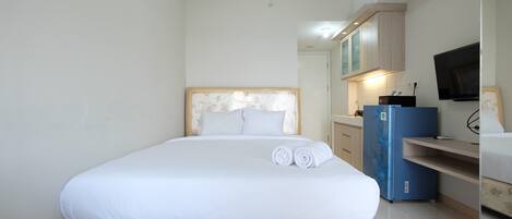 Quarto | Escrivaninha, Wi-Fi de cortesia, roupa de cama