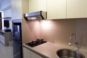 Chambre | Coin cuisine privé | Réfrigérateur, plaque de cuisson, cuiseur de riz