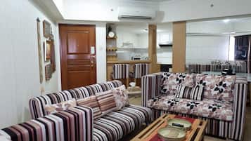 Room | Living area | TV