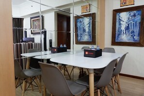 Chambre | Repas dans la chambre