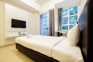 Bed sheets - Simply Studio Saveria Apartment near ICE BSD (Pagedangan)