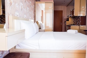 Zimmer | Schreibtisch, kostenloses WLAN, Bettwäsche