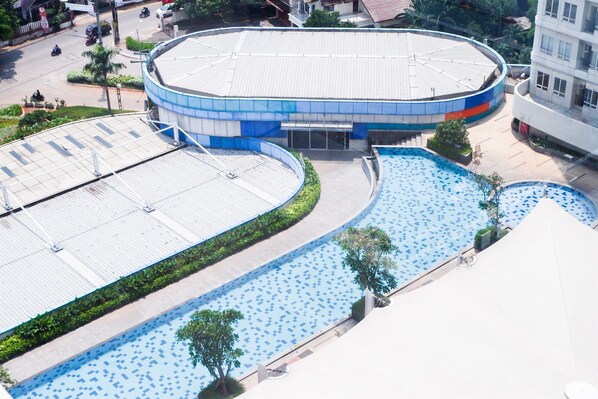 Kolam renang outdoor