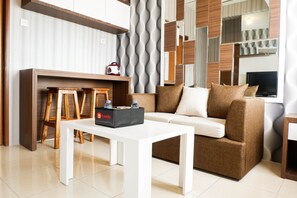 Living room - Cozy 2BR Apartment with City View at Pavilion Permata (Surabaya)