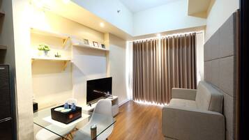 Room | Living room | TV