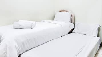 Kamar | Meja kerja, Wi-Fi gratis, dan seprai linen