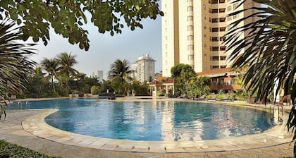 2BR Family Sudirman Condominium Apartment near Plaza Semanggi