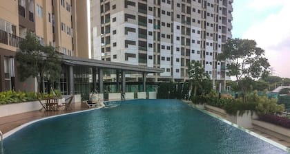 Luxury 1BR with Study Room The Oasis Apartment