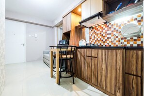 Zimmer | Essbereich im Zimmer