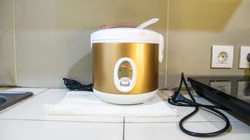 客房 | 私人小型廚房 | 雪櫃、爐具、電熱水壺、電飯煲