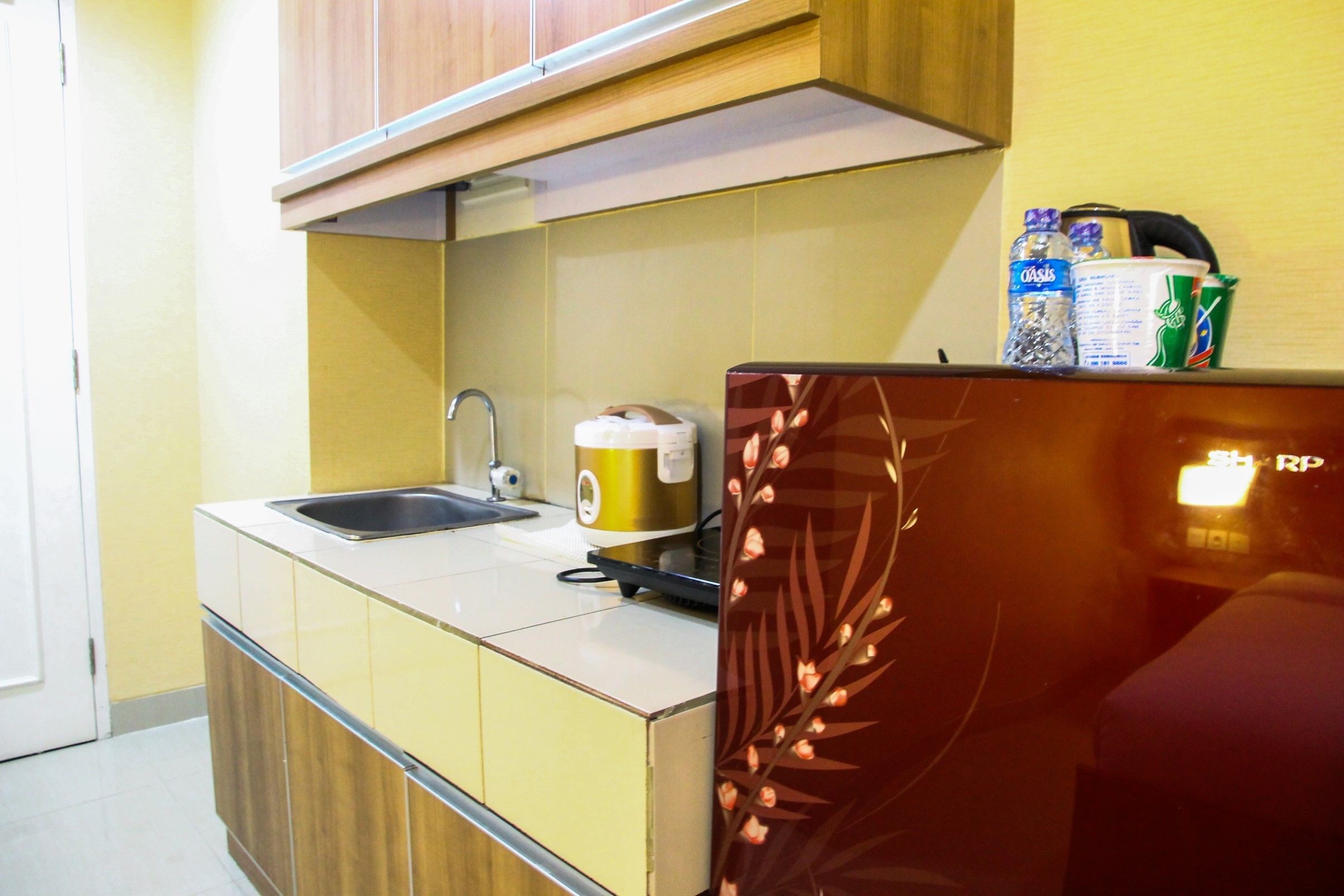 Room | Dapur kecil peribadi | Peti sejuk, dapur, cerek elektrik, periuk nasi 